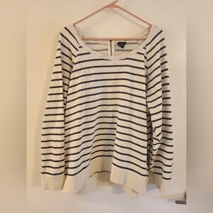 Torrid black and white stripe sweater with zipper on the back Size 3